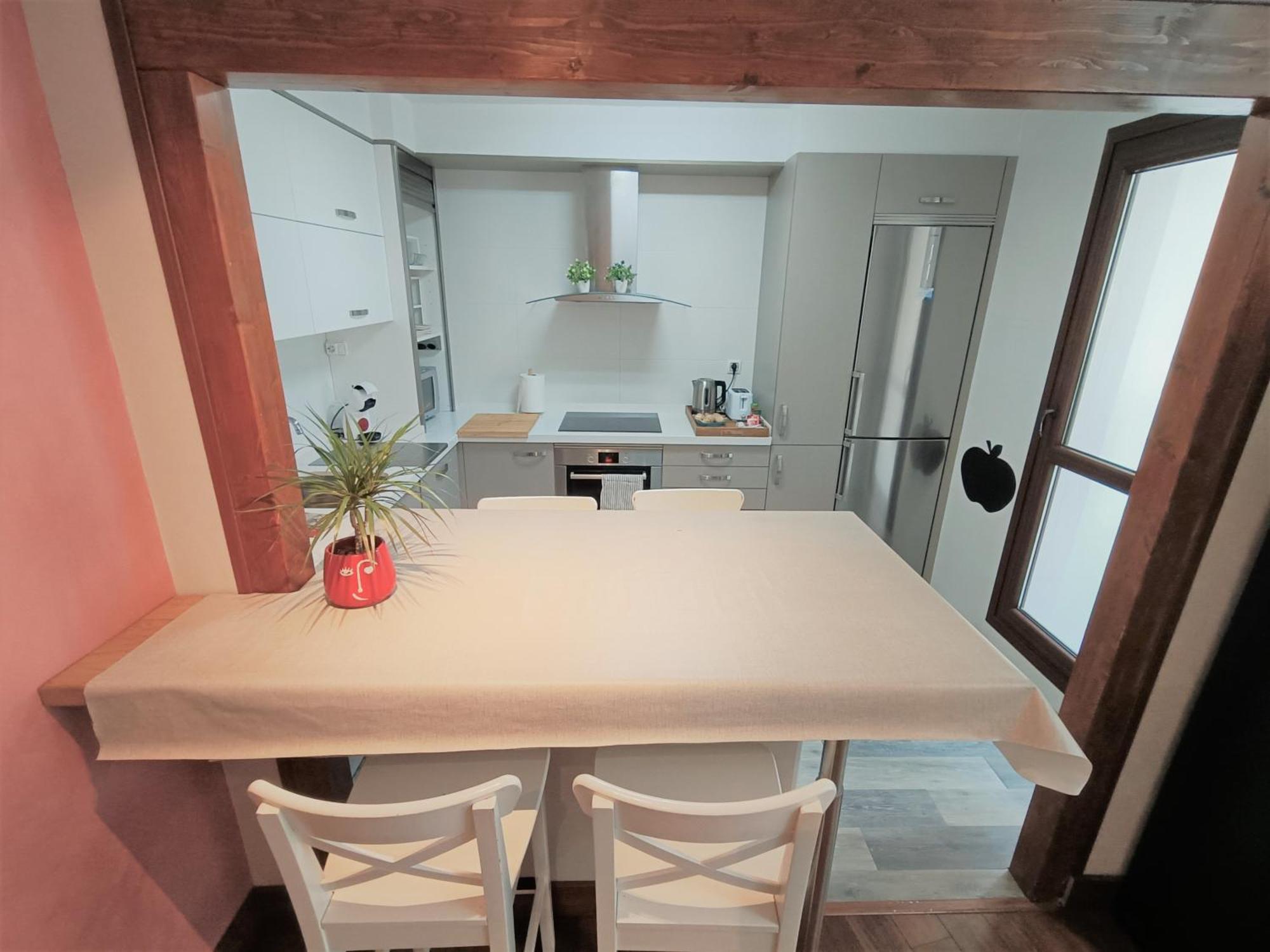 Bec, Hospital Cruces, Parking Gratis, Wifi, Aa, A 15 Min De Bilbao Apartment *